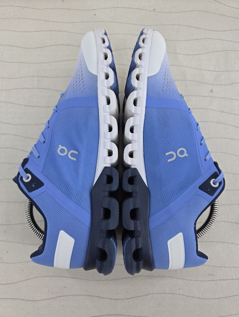 On Running Womens Cloudflow Blue White CloudTec Sneaker Shoes 35.99233 Size 8.5 - Picture 9 of 14